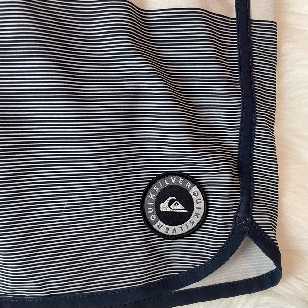 Quicksilver Board Shorts - Picture 3 of 7